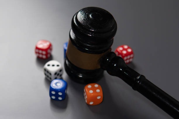 Multi-angle live blackjack dealer feed on mobile